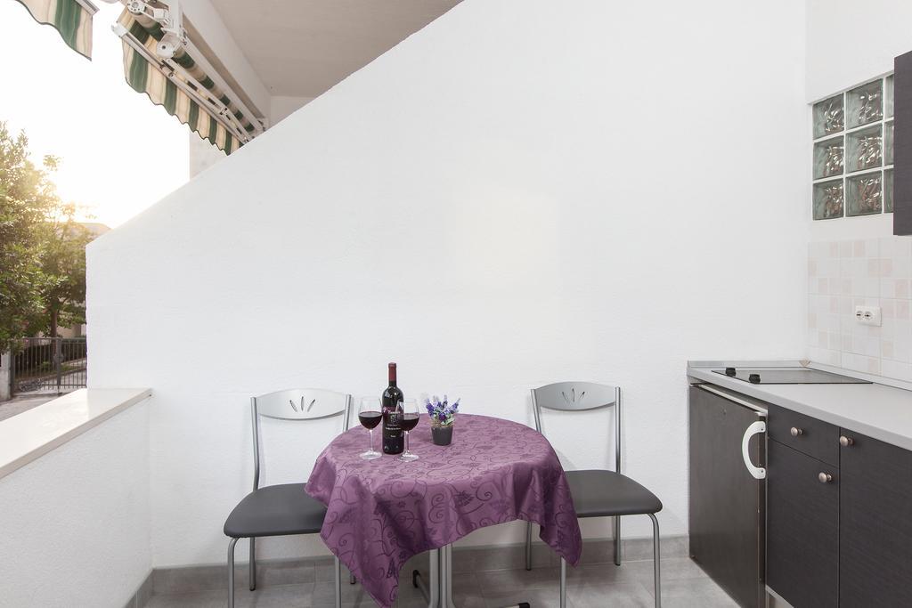 Apartments Smiljka Tučepi Eksteriør bilde